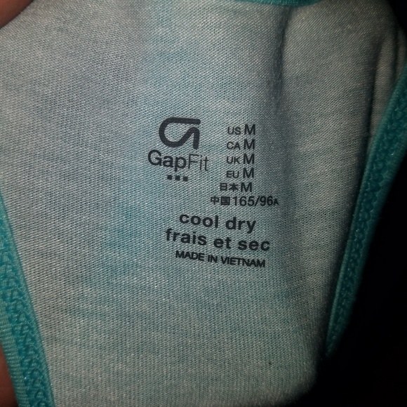 GAP Workout Tank - Picture 4 of 5